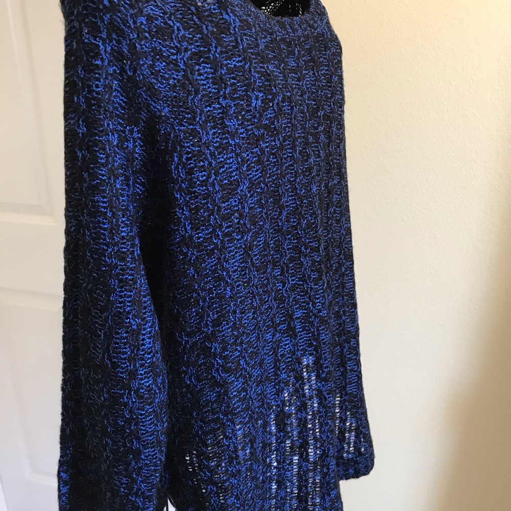 HOST PICK Notations Blue Long Sleeve Sweater NWT “Wendell” Size PL Warm - Picture 4 of 6
